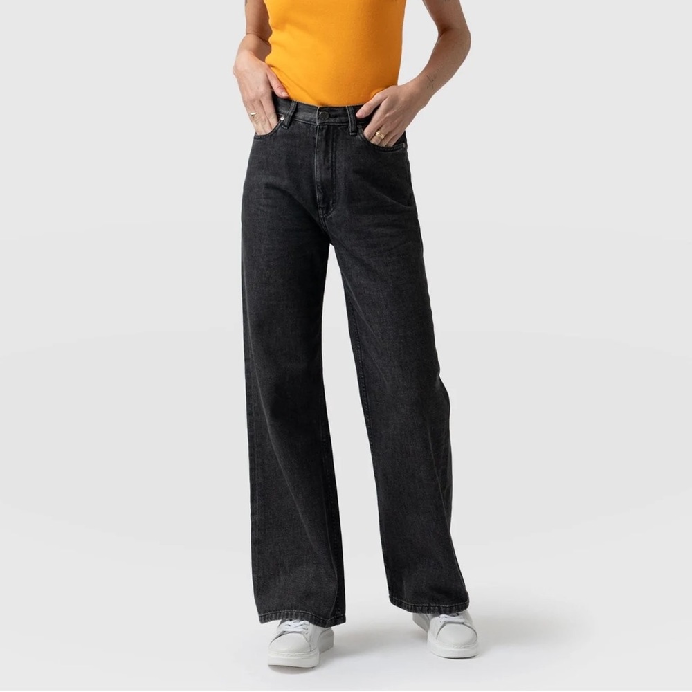 Zara Wide Leg Jeans Black High Waist Size 4